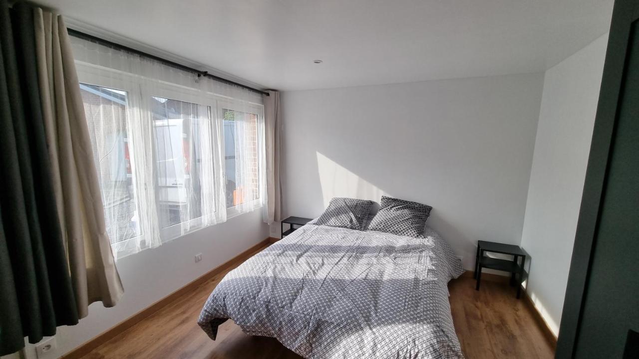 Studio En Rez-De-Chaussee - Le Petit Chateau Avesnois - Tv - Wifi - Logement Entier Avesnes-sur-Helpe Εξωτερικό φωτογραφία